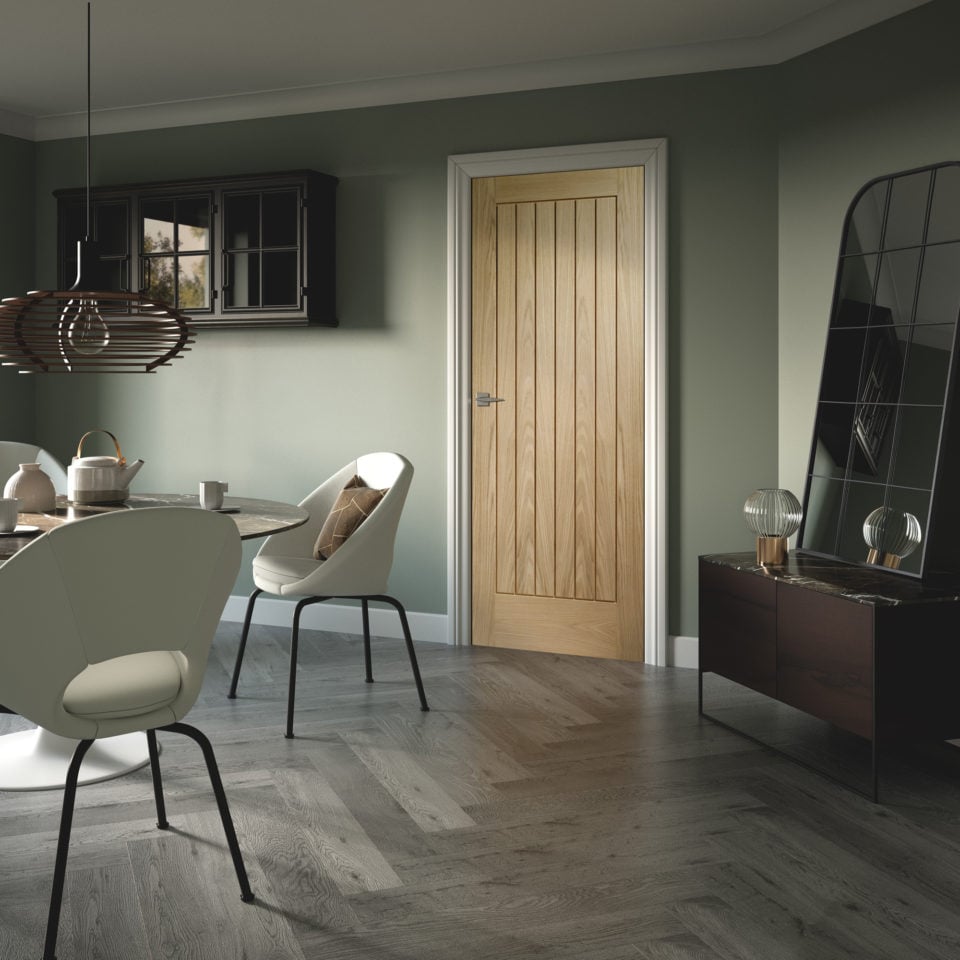 Oak Door Oak Essential Suffolk solid lifestyle v2